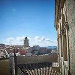 La Casa Del Tempo