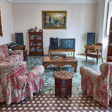 La Casa Del Tempo